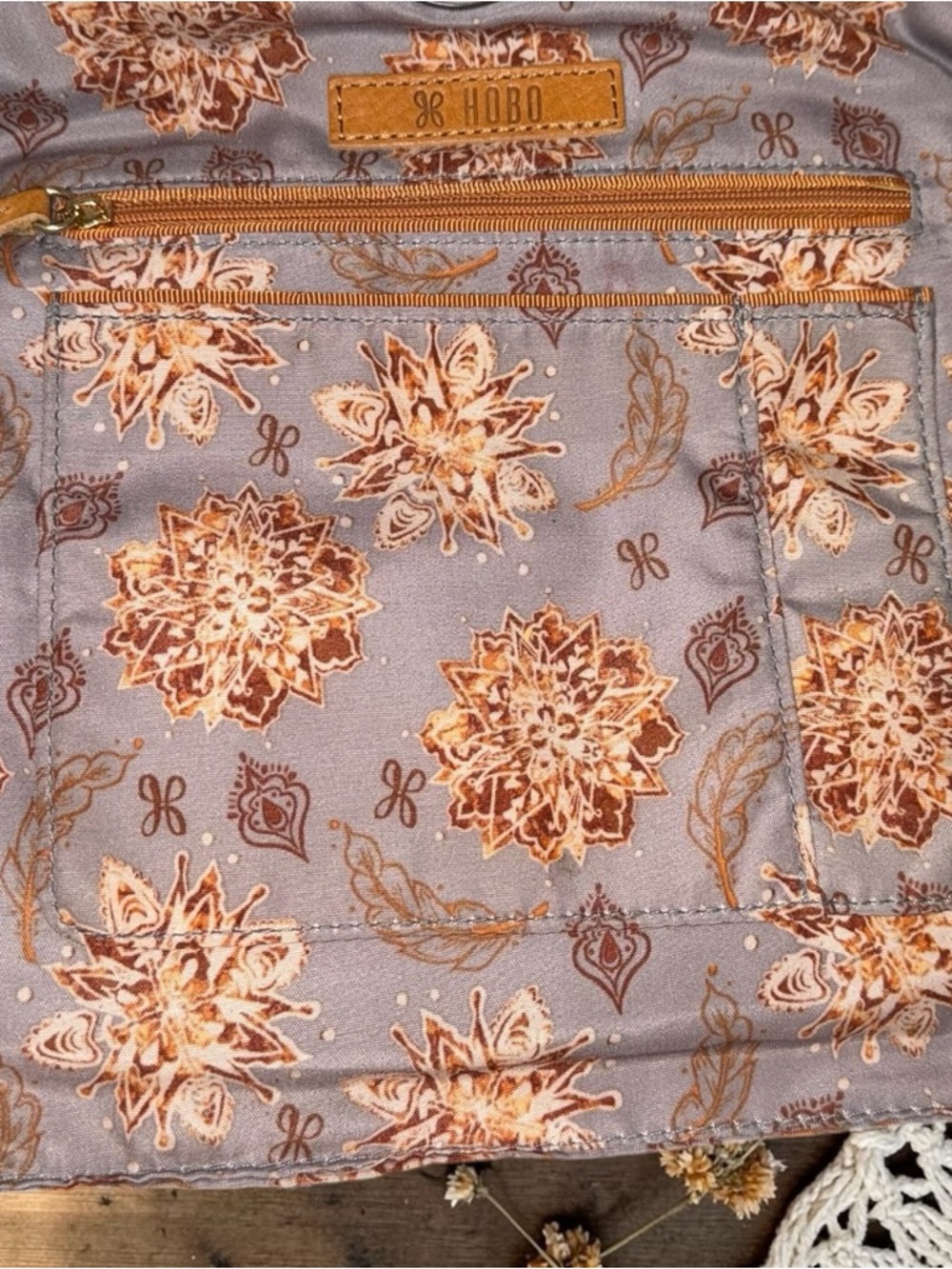 ✨ Hobo International Leather Shoulder Bag Beige Slouchy Crossbody Boho Purse - Picture 10 of 10